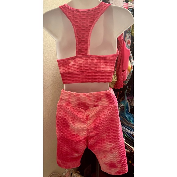 Pink two piece - Picture 2 of 2